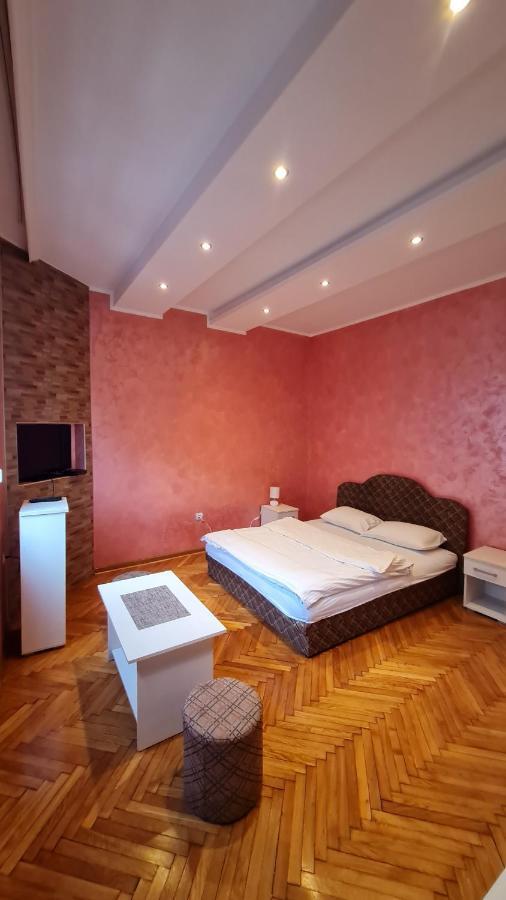 Stay In Apartments Belgrade Exterior photo