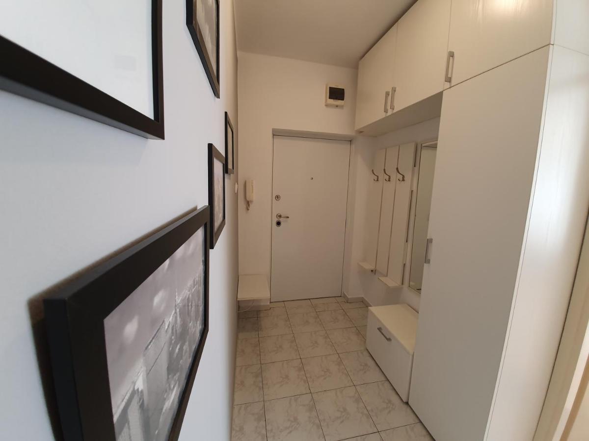 Stay In Apartments Belgrade Room photo