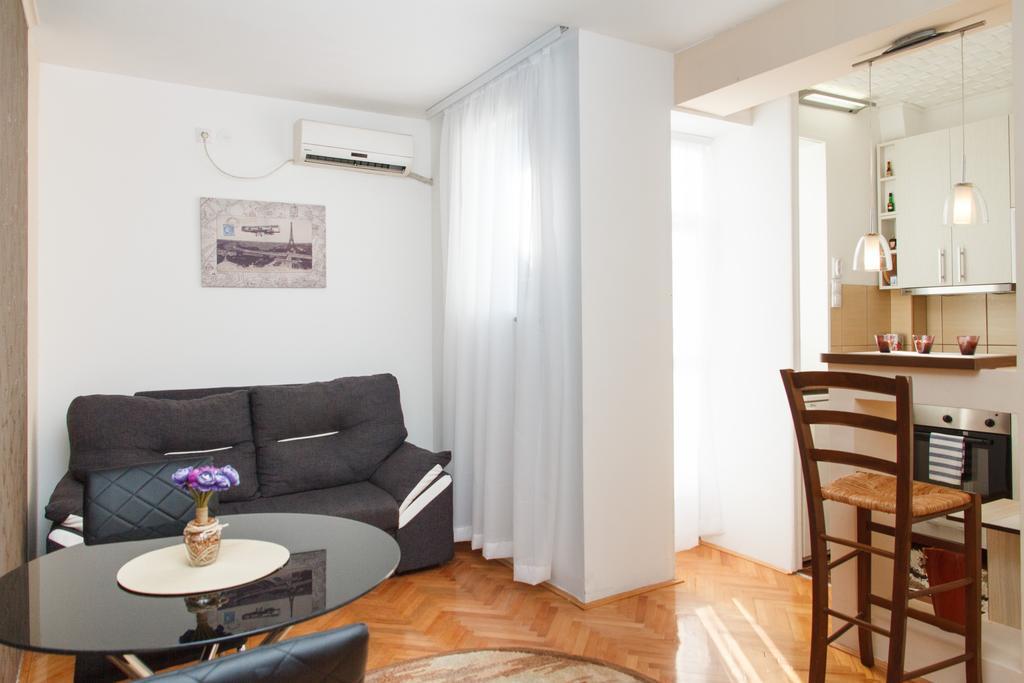 Stay In Apartments Belgrade Room photo